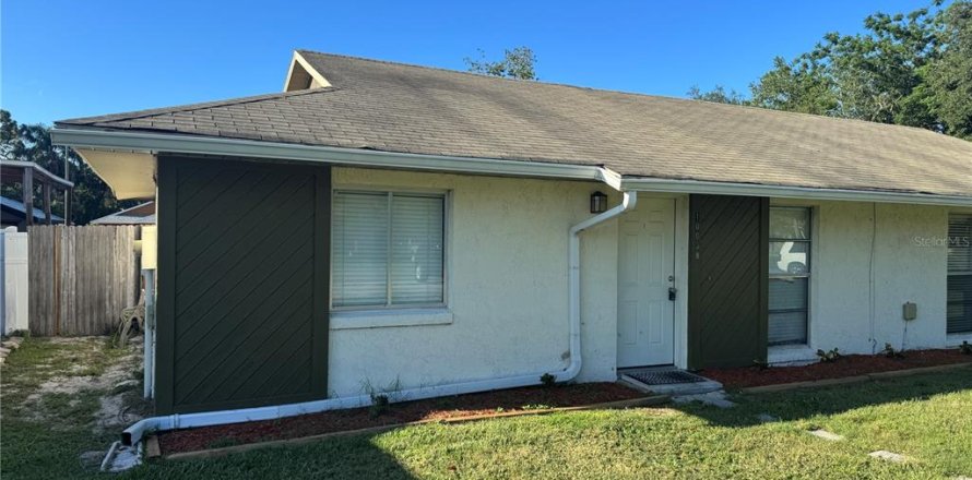 House in Orlando, Florida 2 bedrooms, 88.07 sq.m. № 2167213