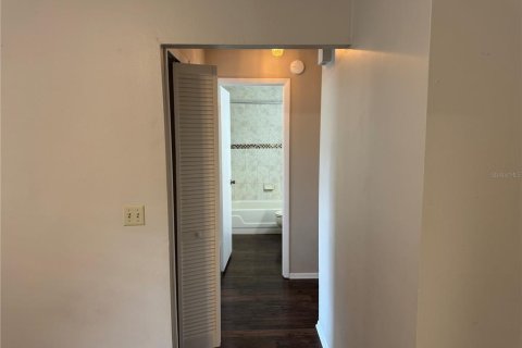 House in Orlando, Florida 2 bedrooms, 88.07 sq.m. № 2167213 - photo 6
