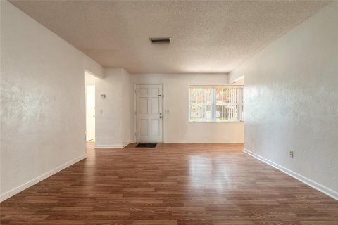 House in Ormond Beach, Florida 3 bedrooms, 135.64 sq.m. № 1879112 - photo 6