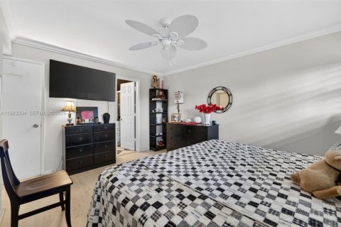 Copropriété à vendre à Hillsboro Beach, Floride: 2 chambres, 91.04 m2 № 2055563 - photo 22