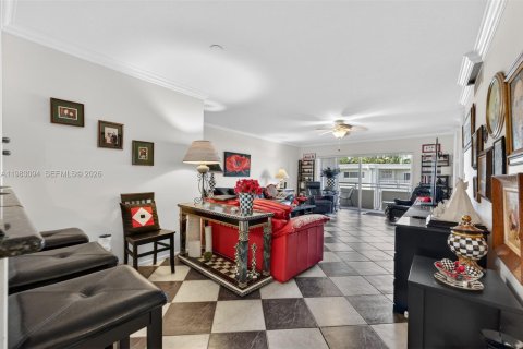 Copropriété à vendre à Hillsboro Beach, Floride: 2 chambres, 91.04 m2 № 2055563 - photo 11