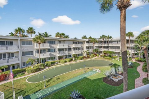 Copropriété à vendre à Hillsboro Beach, Floride: 2 chambres, 91.04 m2 № 2055563 - photo 15