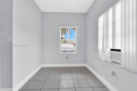 Villa ou maison à vendre à Homestead, Floride: 3 chambres, 141.21 m2 № 2004547 - photo 11