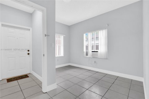 Villa ou maison à vendre à Homestead, Floride: 3 chambres, 141.21 m2 № 2004547 - photo 8