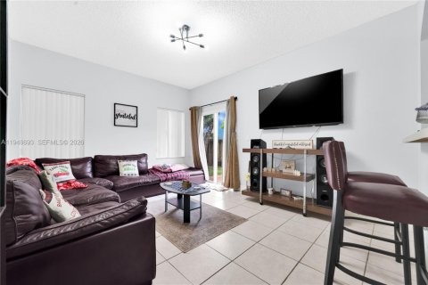 Villa ou maison à vendre à Homestead, Floride: 3 chambres, 141.21 m2 № 2004547 - photo 23