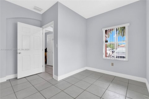 Villa ou maison à vendre à Homestead, Floride: 3 chambres, 141.21 m2 № 2004547 - photo 9