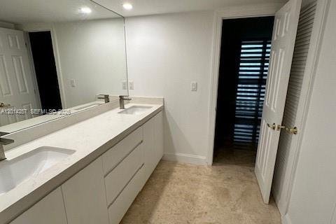 Condo in Key Biscayne, Florida, 2 bedrooms  № 2076241 - photo 16