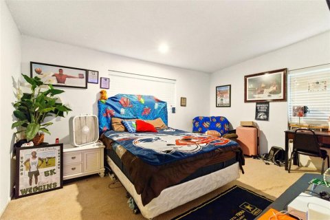 House in Orlando, Florida 4 bedrooms, 238.94 sq.m. № 1854400 - photo 6