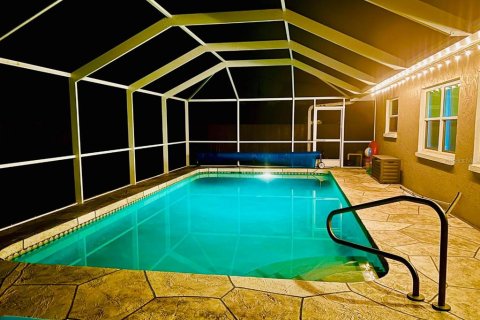 House in Venice, Florida 3 bedrooms, 141.21 sq.m. № 2093155 - photo 10
