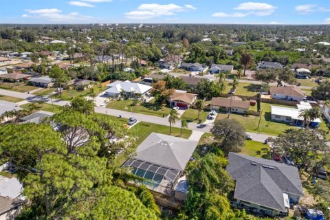 House in Venice, Florida 3 bedrooms, 141.21 sq.m. № 2093155 - photo 16