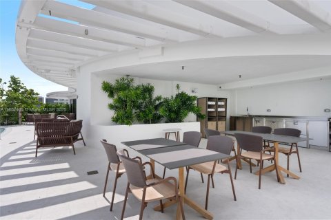 Condo in Bay Harbor Islands, Florida, 3 bedrooms  № 1739099 - photo 20