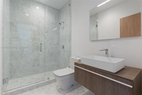 Condo in Bay Harbor Islands, Florida, 3 bedrooms  № 1739099 - photo 15