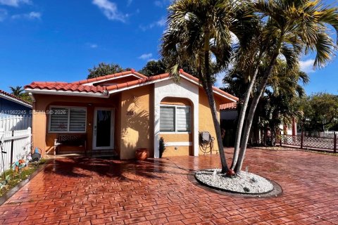 Villa ou maison à Hialeah, Floride 3 chambres, 108.7 m2 № 2024970