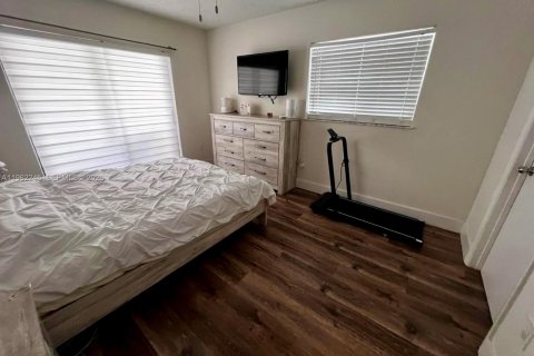 Villa ou maison à vendre à Hialeah, Floride: 3 chambres, 108.7 m2 № 2024970 - photo 9