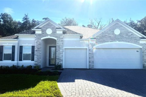 Casa en Lady Lake, Florida 4 dormitorios, 248.51 m2 № 2373889