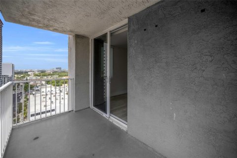 Condominio en venta en Miami, Florida, 2 dormitorios, 84.91 m2 № 1888903 - foto 18
