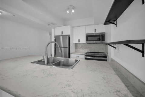 Condominio en venta en Miami, Florida, 2 dormitorios, 84.91 m2 № 1888903 - foto 7