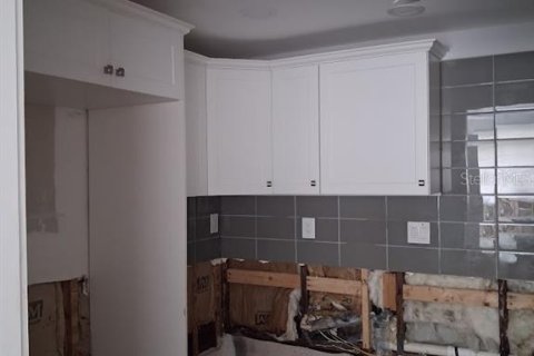 Купить коммерческую недвижимость в Тарпон-Спрингс, Флорида 5 спален, 316.8м2, № 2219289 - фото 24