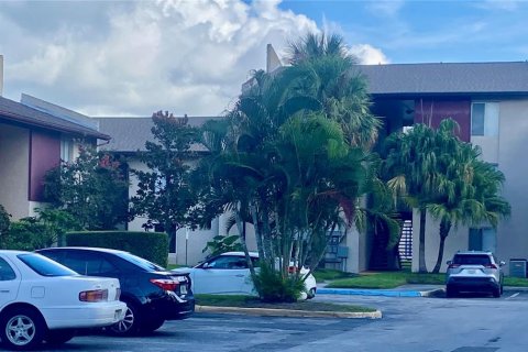 Copropriété à vendre à Tampa, Floride: 1 chambre, 65.96 m2 № 1857816 - photo 8