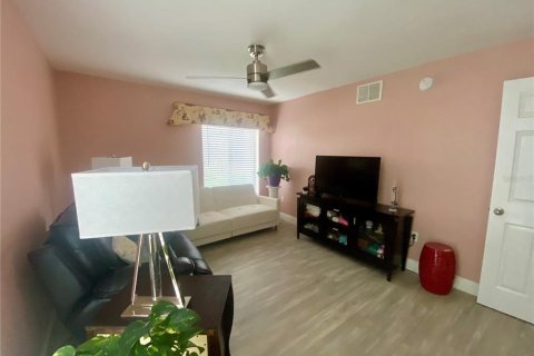 Copropriété à vendre à Tampa, Floride: 1 chambre, 65.96 m2 № 1857816 - photo 18