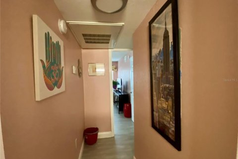 Copropriété à vendre à Tampa, Floride: 1 chambre, 65.96 m2 № 1857816 - photo 11