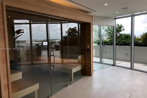 Condo in Miami, Florida, 1 bedroom  № 2053059 - photo 19