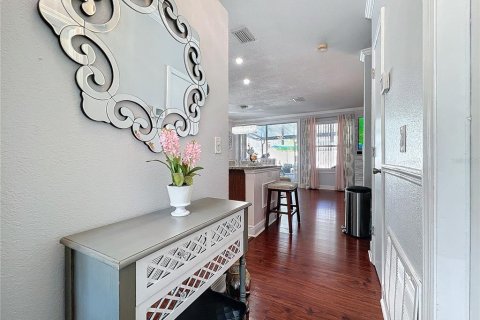 Adosado en venta en Tampa, Florida, 2 dormitorios, 127.46 m2 № 1734445 - foto 3