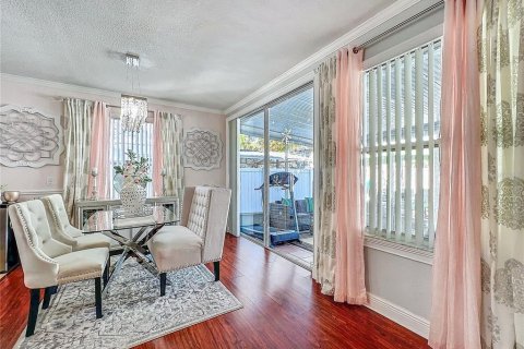 Adosado en venta en Tampa, Florida, 2 dormitorios, 127.46 m2 № 1734445 - foto 11