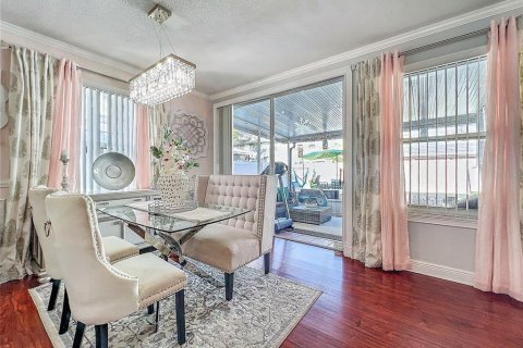Adosado en venta en Tampa, Florida, 2 dormitorios, 127.46 m2 № 1734445 - foto 19