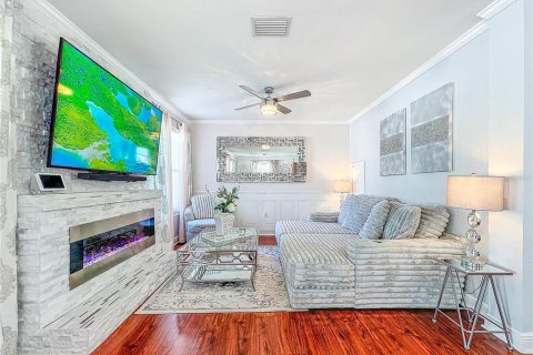 Adosado en venta en Tampa, Florida, 2 dormitorios, 127.46 m2 № 1734445 - foto 18