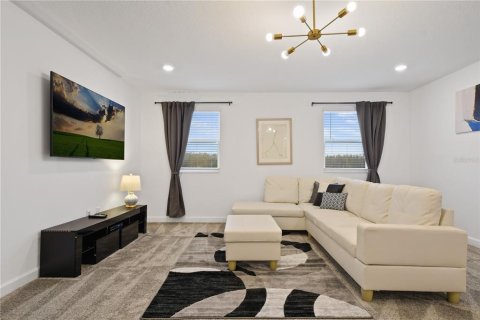 Casa en venta en Kissimmee, Florida, 6 dormitorios, 349.31 m2 № 1801475 - foto 25