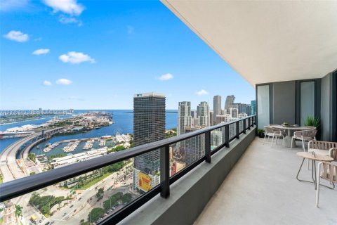 Condominio en venta en Miami, Florida, 3 dormitorios, 115.76 m2 № 1993676 - foto 5