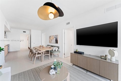 Condominio en venta en Miami, Florida, 3 dormitorios, 115.76 m2 № 1993676 - foto 24