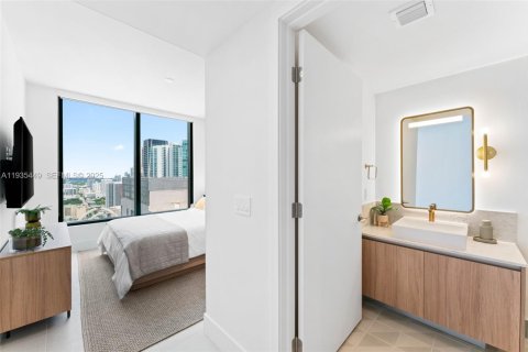 Condominio en venta en Miami, Florida, 3 dormitorios, 115.76 m2 № 1993676 - foto 18