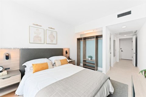 Condominio en venta en Miami, Florida, 3 dormitorios, 115.76 m2 № 1993676 - foto 15