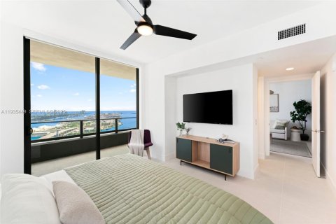 Condominio en venta en Miami, Florida, 3 dormitorios, 115.76 m2 № 1993676 - foto 9