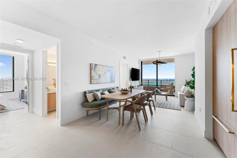 Condominio en venta en Miami, Florida, 3 dormitorios, 115.76 m2 № 1993676 - foto 29