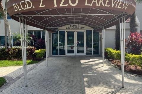 Condominio en alquiler en Weston, Florida, 1 dormitorio, 78.5 m2 № 1995918 - foto 16