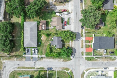 Land in Miami, Florida № 1755772 - photo 10