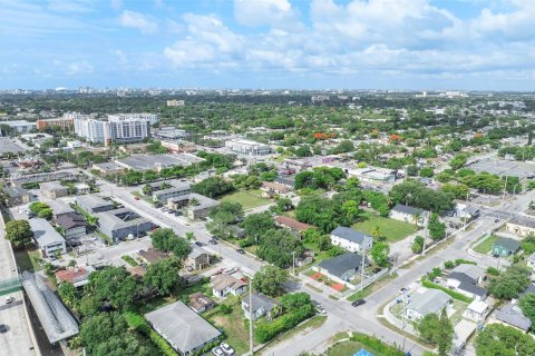 Land in Miami, Florida № 1755772 - photo 16