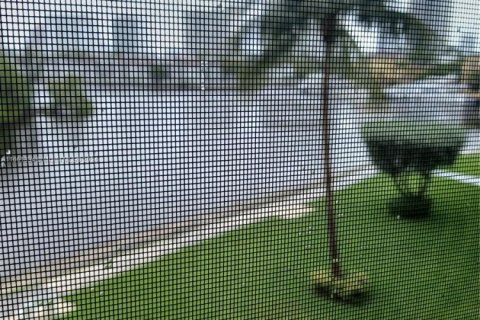 Copropriété à vendre à Aventura, Floride: 2 chambres, 95.41 m2 № 1862341 - photo 19