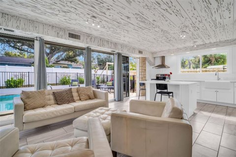 Casa en venta en Largo, Florida, 3 dormitorios, 213.4 m2 № 1735545 - foto 15