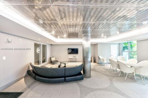 Condo in Miami Beach, Florida, 1 bedroom  № 2002529