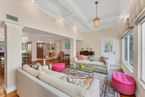House in Sarasota, Florida 3 bedrooms, 223.06 sq.m. № 1856604 - photo 8