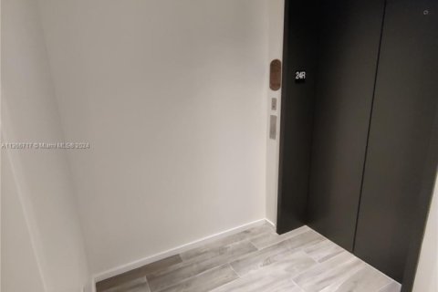 Купить кондоминиум в Майами, Флорида 2 спальни, 107.02м2, № 411597 - фото 20