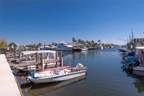 Copropriété à vendre à Fort Lauderdale, Floride: 1 chambre, 55.74 m2 № 2003336 - photo 16