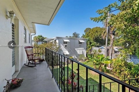 Copropriété à vendre à Fort Lauderdale, Floride: 1 chambre, 55.74 m2 № 2003336 - photo 9