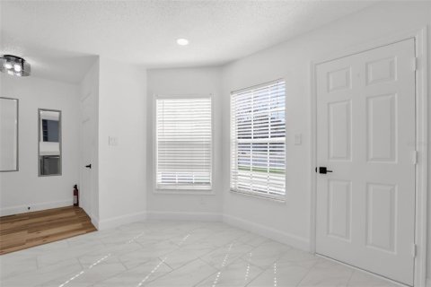Villa ou maison à vendre à Leesburg, Floride: 2 chambres, 132.29 m2 № 2416939 - photo 6