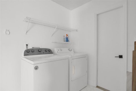Villa ou maison à vendre à Leesburg, Floride: 2 chambres, 132.29 m2 № 2416939 - photo 22