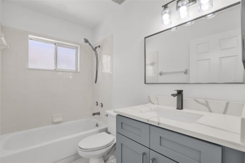 Villa ou maison à vendre à Leesburg, Floride: 2 chambres, 132.29 m2 № 2416939 - photo 16